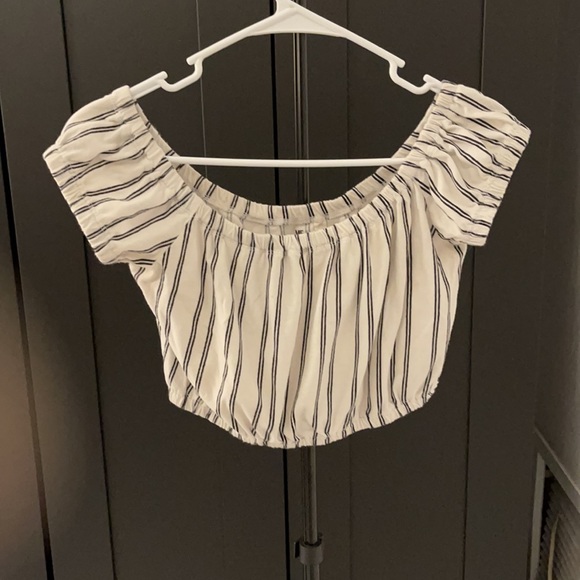 Top - Picture 3 of 3